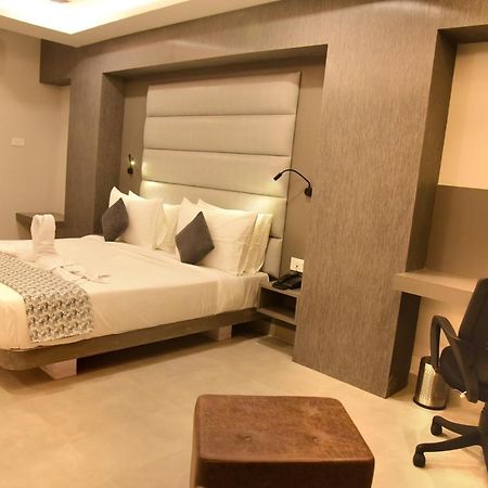 Hotel Rishiraj, Nagaon Nagaon  Zewnętrze zdjęcie