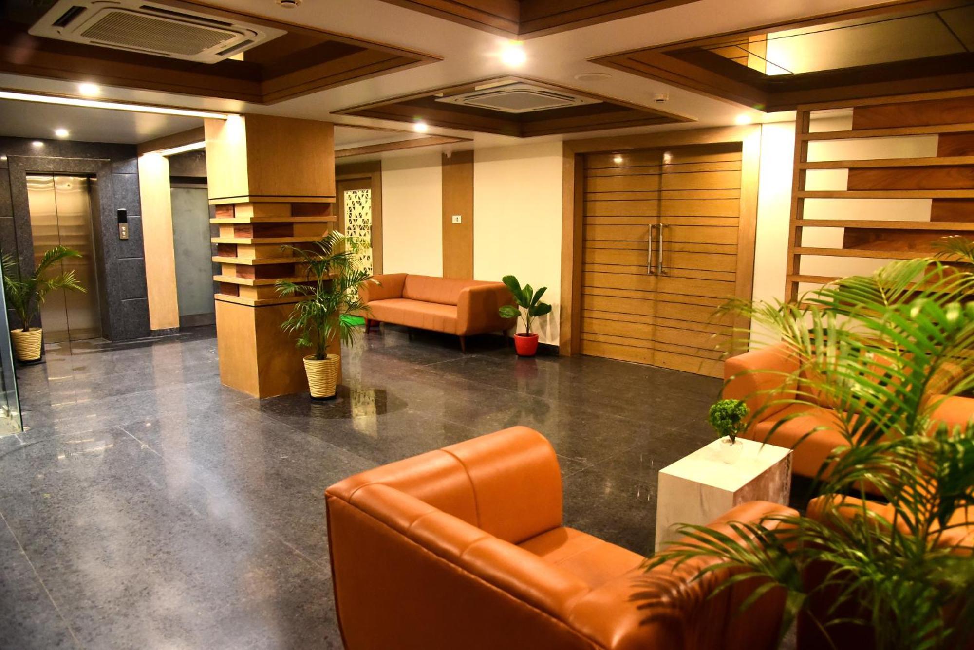 Hotel Rishiraj, Nagaon Nagaon  Zewnętrze zdjęcie