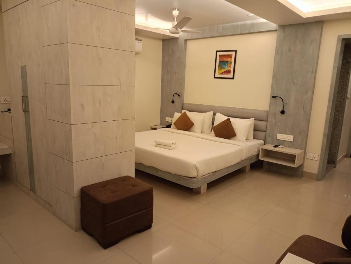 Hotel Rishiraj, Nagaon Nagaon  Zewnętrze zdjęcie
